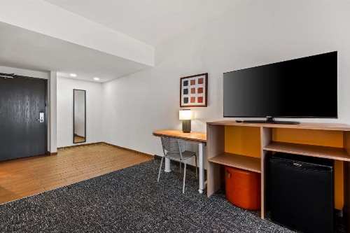 Hampton Inn and Suites Amarillo West - image 22