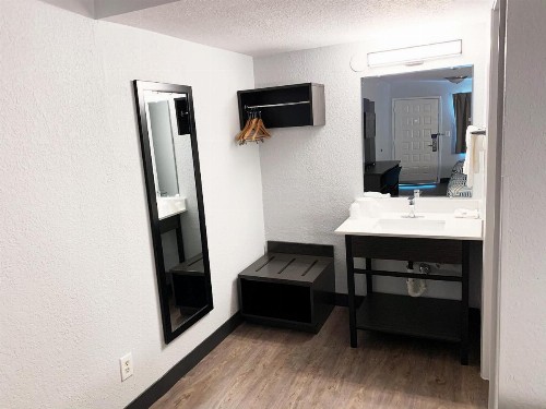 Motel 6-Amarillo TX - Airport - image 25