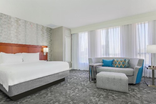Courtyard by Marriott Amarillo Downtown - image 3