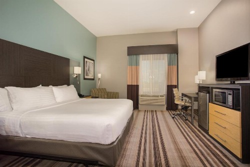 Holiday Inn Express Hotel & Suites Amarillo West an IHG Hotel - image 28