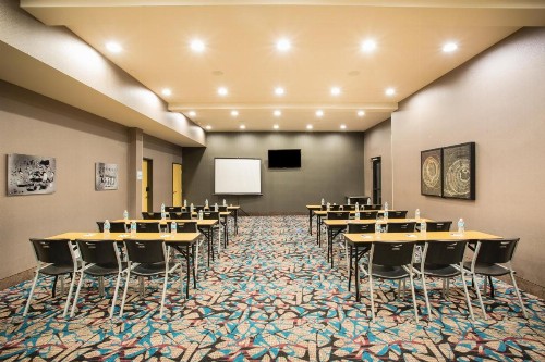 Holiday Inn Express Hotel & Suites Amarillo West an IHG Hotel - image 29