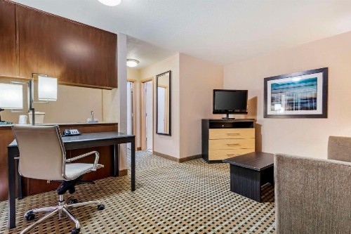 Quality Inn West Medical Center - image 14