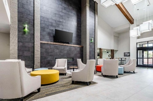 Quality Inn West Medical Center - image 3