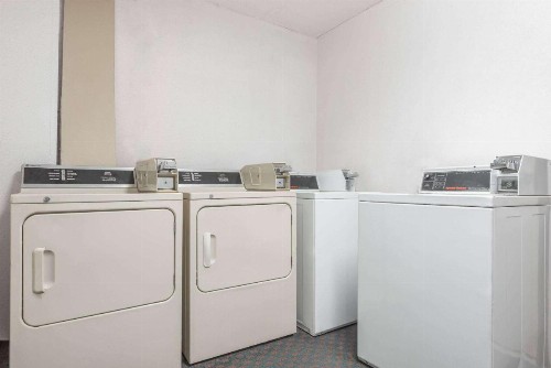 Days Inn by Wyndham Amarillo - Medical Center - image 33
