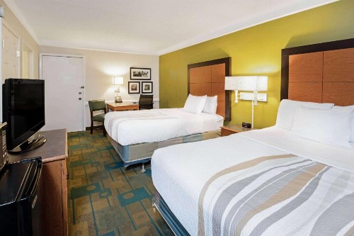 La Quinta Inn by Wyndham Amarillo Mid-City - image 20
