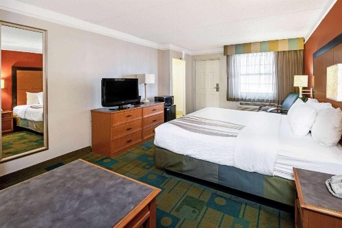 La Quinta Inn by Wyndham Amarillo Mid-City - image 26