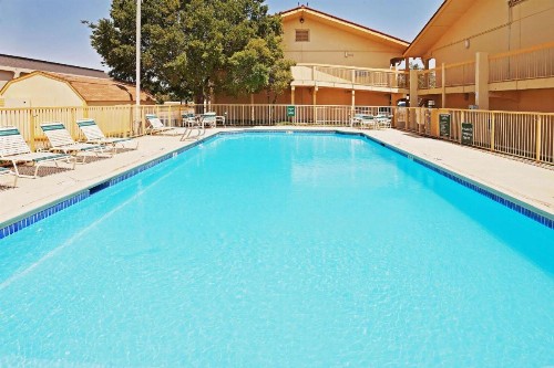 La Quinta Inn by Wyndham Amarillo Mid-City - image 32