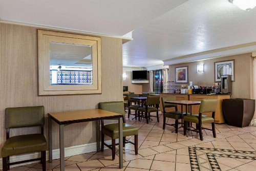 La Quinta Inn by Wyndham Amarillo Mid-City - image 41