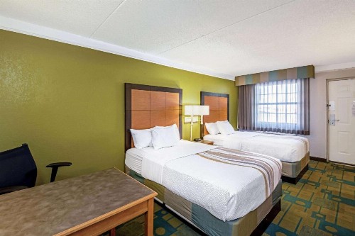 La Quinta Inn by Wyndham Amarillo Mid-City - image 8