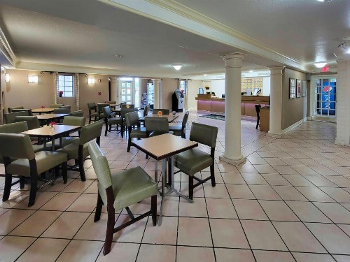 La Quinta Inn by Wyndham Amarillo West Medical Center - image 14