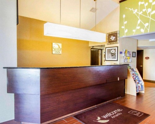 Sleep Inn Airport - image 4