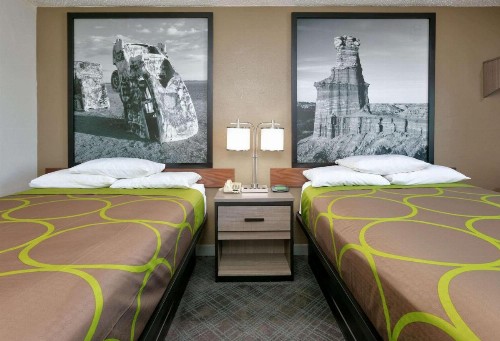 Super 8 by Wyndham Amarillo - image 15