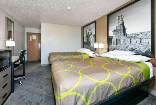 Super 8 by Wyndham Amarillo - image 16