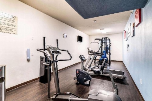Comfort Suites Amarillo - image 8