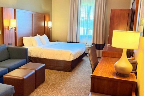 Comfort Suites Amarillo - image 15