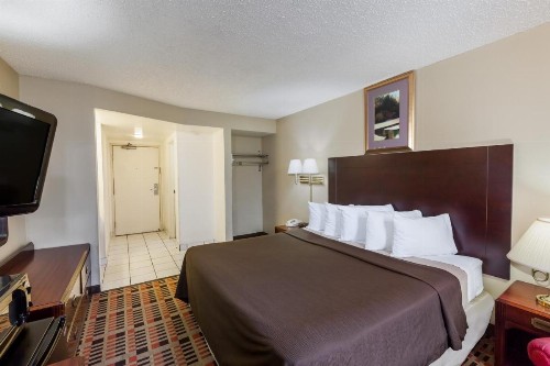 Days Inn by Wyndham Amarillo East - image 7