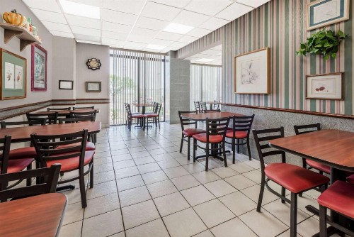 Days Inn by Wyndham Amarillo East - image 9