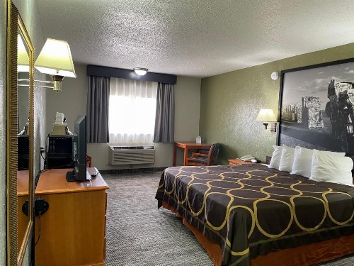 Super 8 by Wyndham Amarillo Central TX - image 18