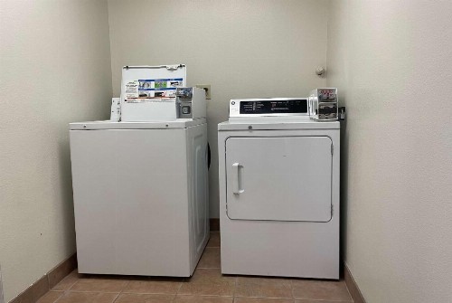 Super 8 by Wyndham Amarillo Central TX - image 30
