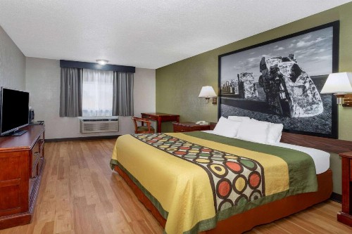 Super 8 by Wyndham Amarillo Central TX - image 6