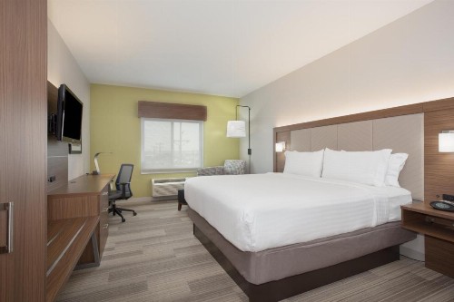 Holiday Inn Express Hotel & Suites Amarillo an IHG Hotel - image 38