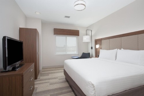 Holiday Inn Express Hotel & Suites Amarillo an IHG Hotel - image 41