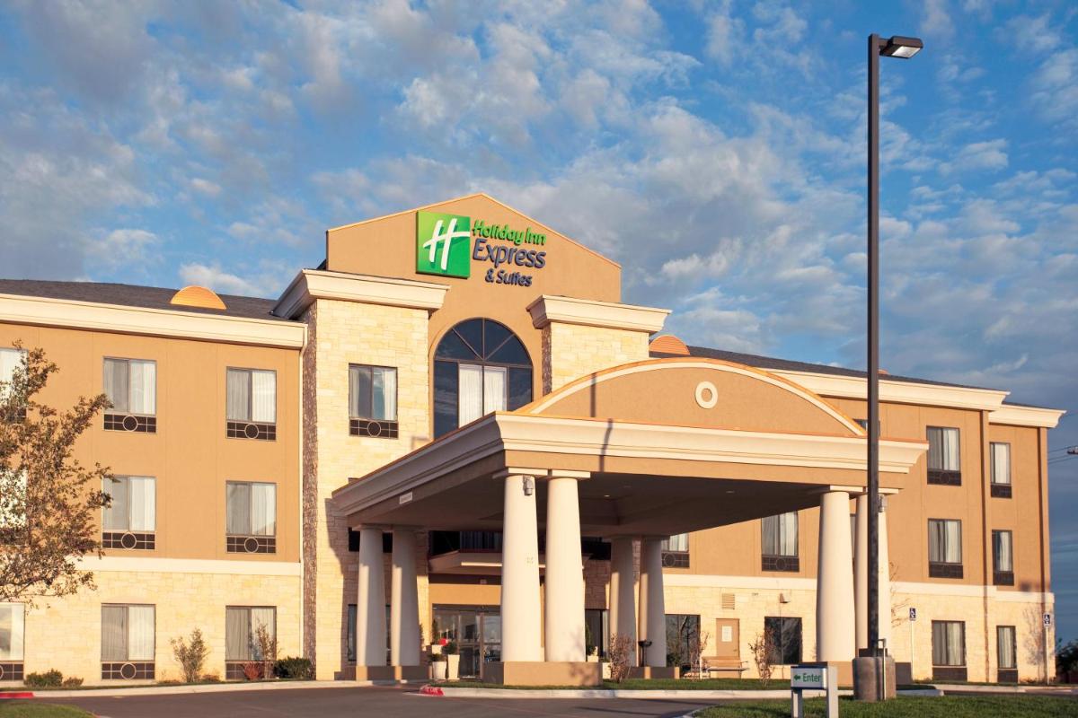 Holiday Inn Express Hotel & Suites Amarillo South an IHG Hotel - main image