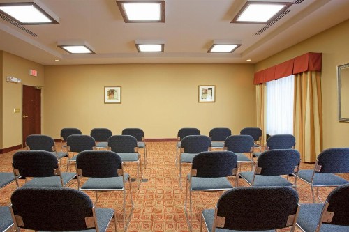 Holiday Inn Express Hotel & Suites Amarillo South an IHG Hotel - image 20