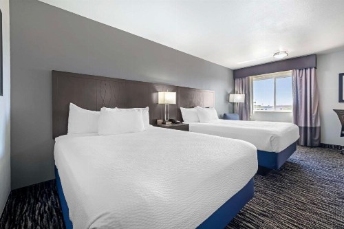 Best Western Santa Fe Inn - image 21
