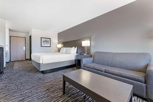 Best Western Santa Fe Inn - image 22