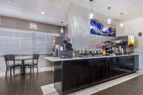 Best Western Santa Fe Inn - image 3