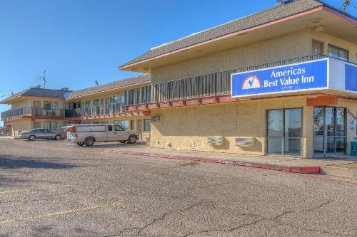 Americas Best Value Inn Amarillo Airport/Grand Street - image 32