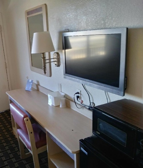 Americas Best Value Inn Amarillo Airport/Grand Street - image 7