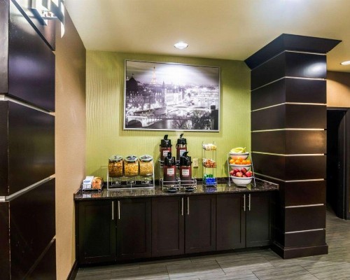 Comfort Suites Amarillo - image 20