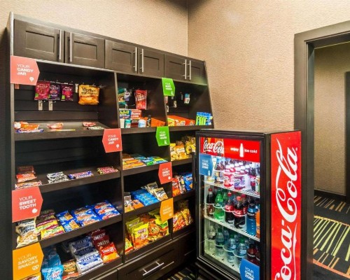 Comfort Suites Amarillo - image 22