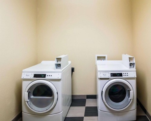 Comfort Suites Amarillo - image 24