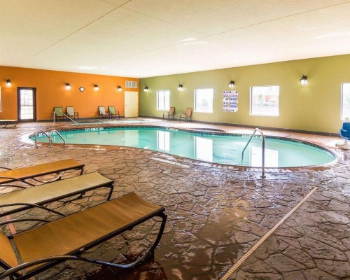 Comfort Suites Amarillo - image 6