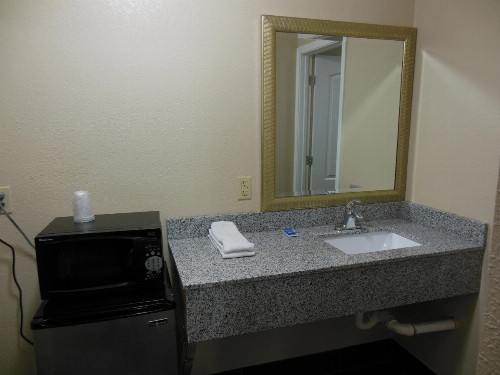 Route 66 Inn - image 10
