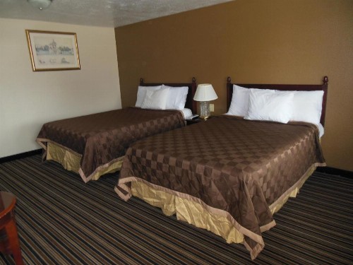Route 66 Inn - image 12