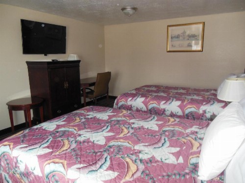 Route 66 Inn - image 17