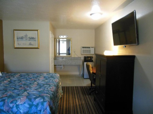 Route 66 Inn - image 48