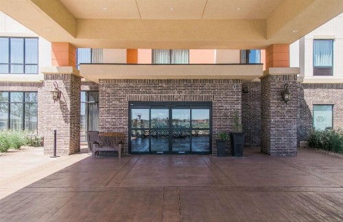Hampton Inn & Suites Amarillo East - image 2