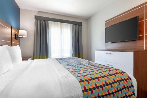 Best Western Plus Medical Center - image 16