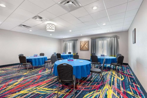 Best Western Plus Medical Center - image 18