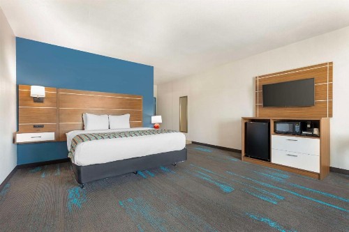 Best Western Plus Medical Center - image 28