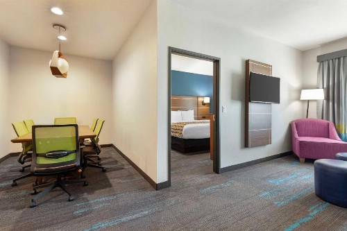 Best Western Plus Medical Center - image 38