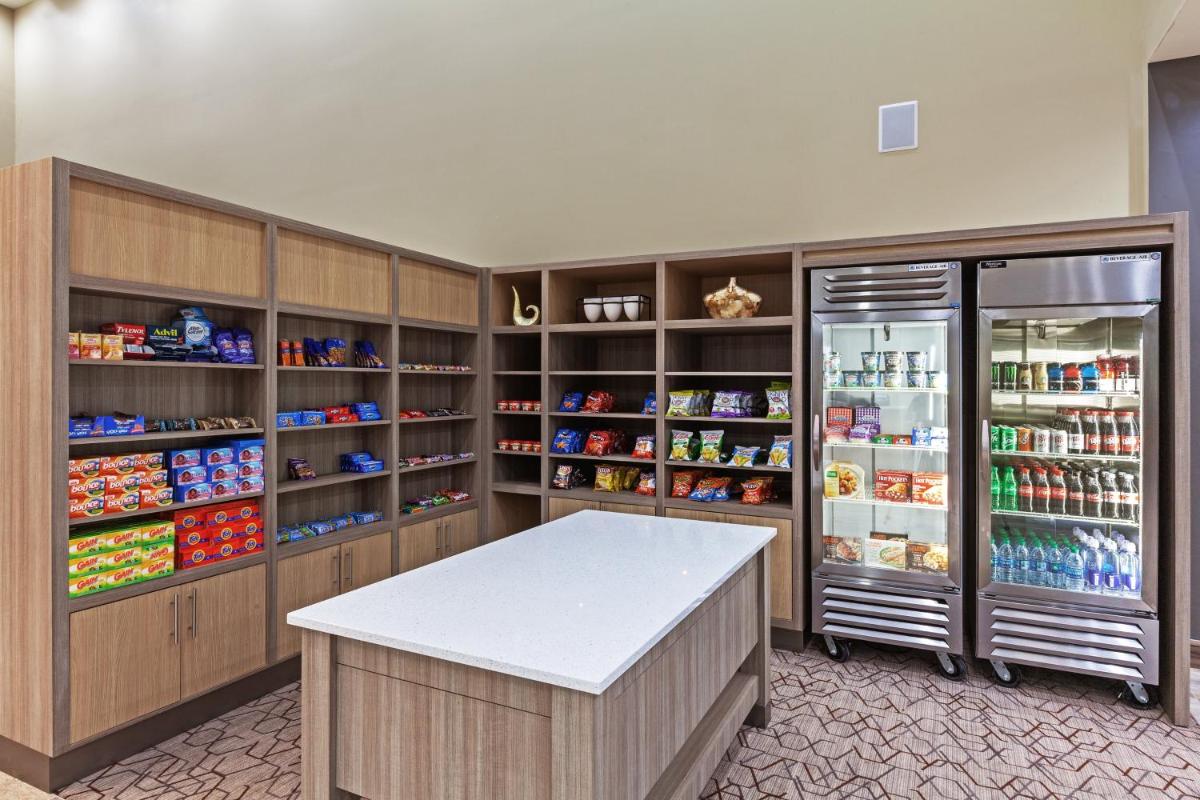 Holiday Inn - Amarillo East an IHG Hotel - image 3