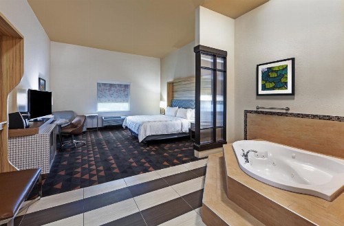 Holiday Inn - Amarillo East an IHG Hotel - image 5