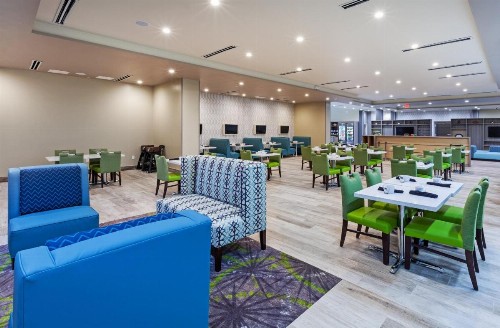 Holiday Inn - Amarillo East an IHG Hotel - image 9