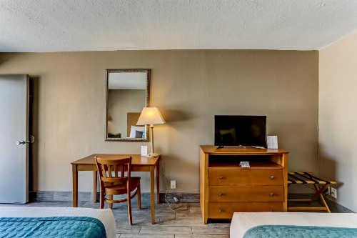 Beachside Motel - Amelia Island - image 41